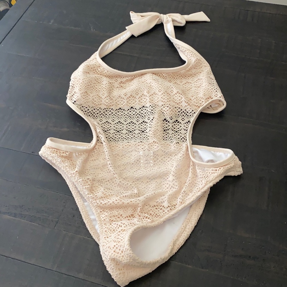 One piece swimsuit